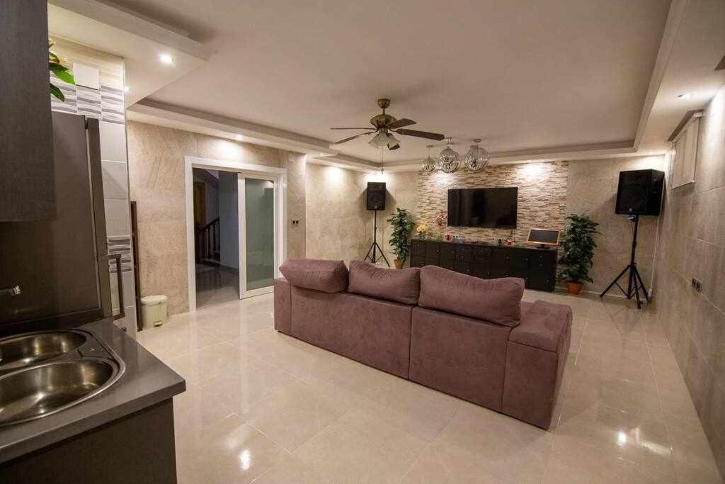 Villa Lujosa En 7