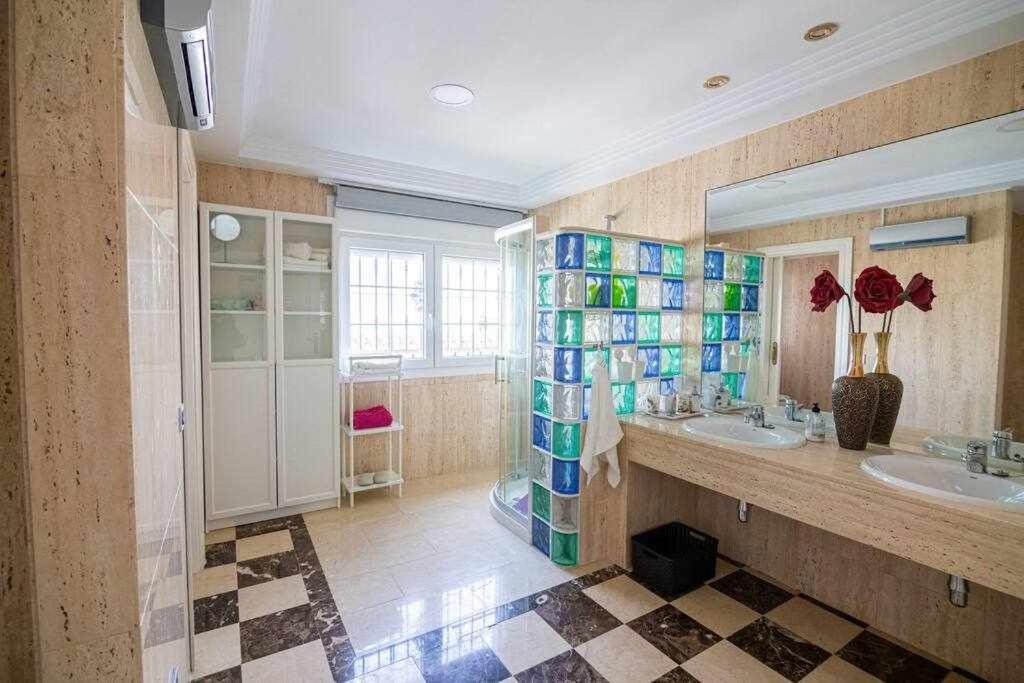 Lujosa En 7 Villa Alhaurín de la Torre